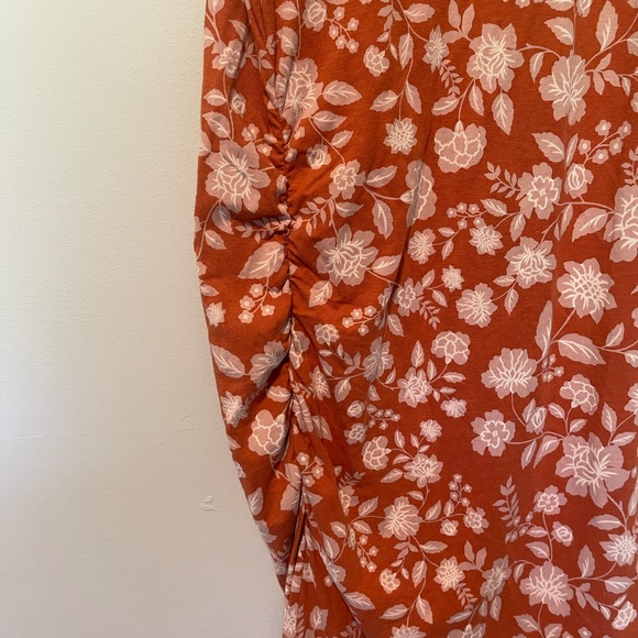 Isabel Maternity Adorable Ruched Sides Dress❤️ - Picture 3 of 5